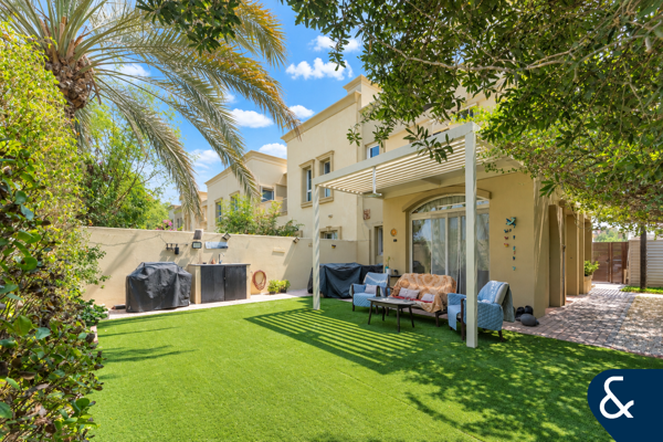 Extended 4E | Converted | Fully Upgraded Villa