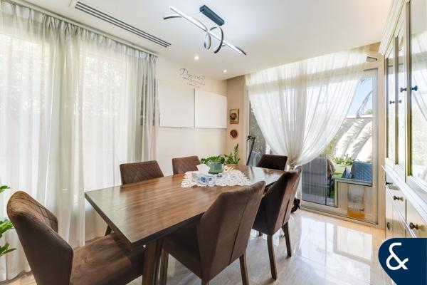 Extended 4E | Converted | Fully Upgraded Villa