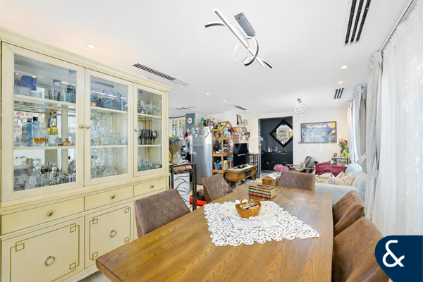 Extended 4E | Converted | Fully Upgraded Villa