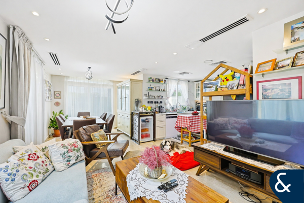 Extended 4E | Converted | Fully Upgraded Villa