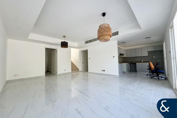 Newly Renovated | 3M | Ready To Move In