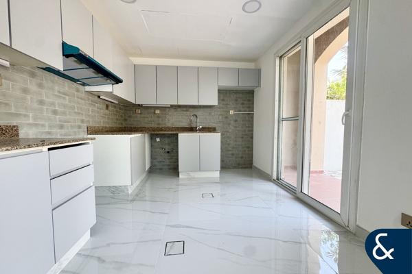 Newly Renovated | 3M | Ready To Move In