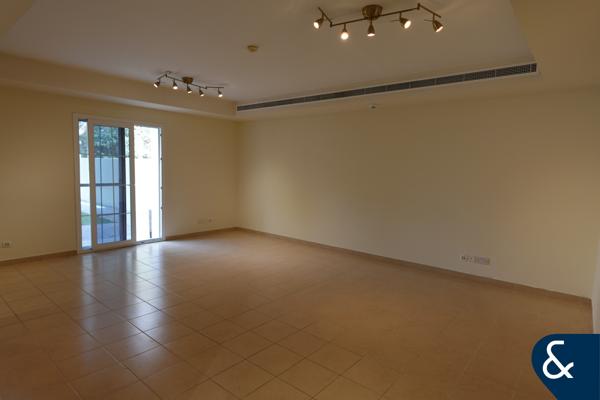 Vacant | Landscaped | Close to Park