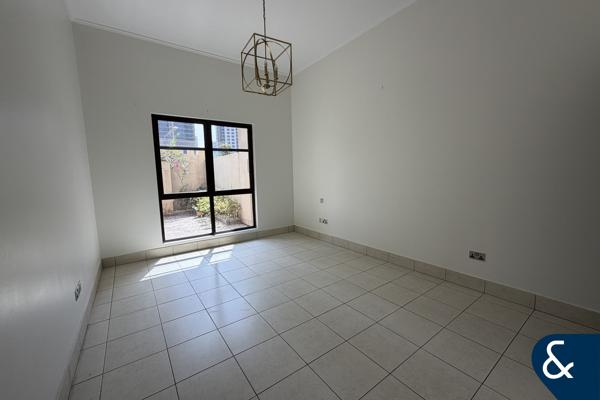 Garden Unit | 1 Bed + Study | Unfurnished