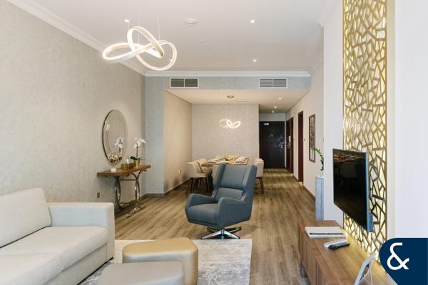3 Bedrooms | Upgraded | High Floor