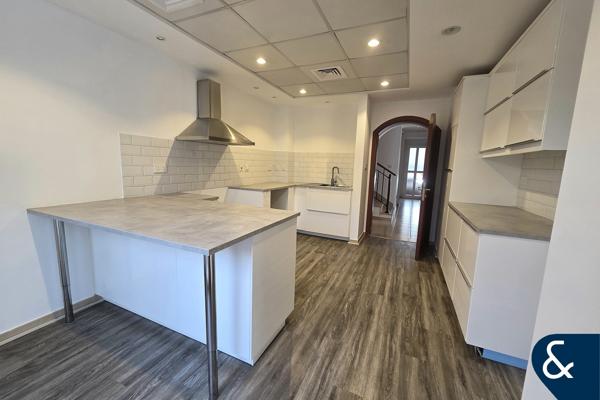 Upgraded | Corner Plot | Vacant | 3 Beds