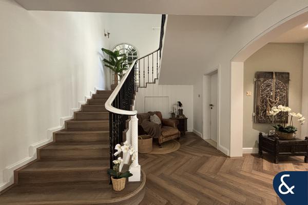 Furnished | Stunning Upgrades | Corner Unit