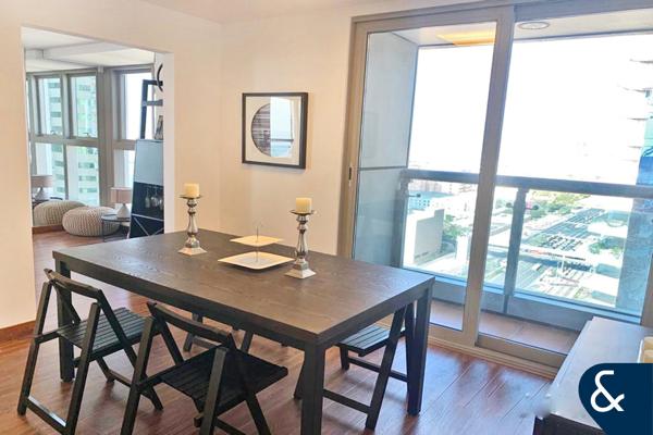 Palm Views | Fully Upgraded | Maids Room