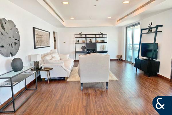 Palm Views | Fully Upgraded | Maids Room
