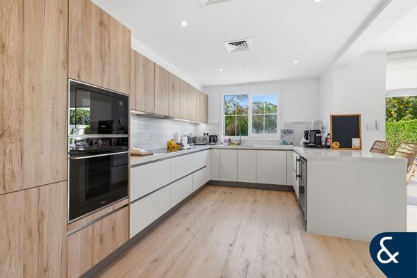 Fully Upgraded | Remodelled 3M | Private Pool