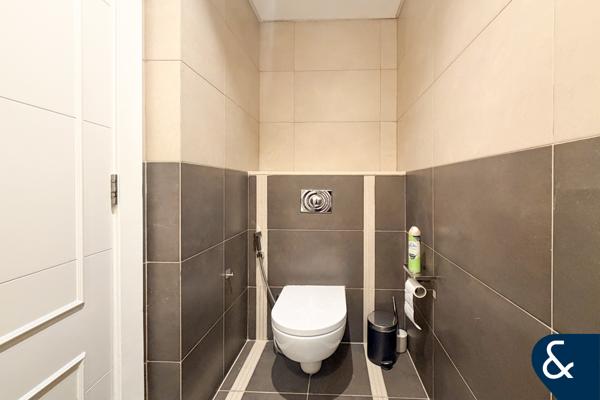 Price Reduction | Sea View | Vacant