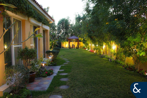 Single Row | Renovated | Private Pool