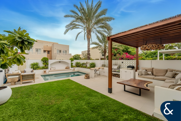 Luxury 3M Villa | Fully Upgraded | Furnished