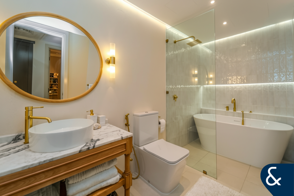 Luxury 3M Villa | Fully Upgraded | Furnished