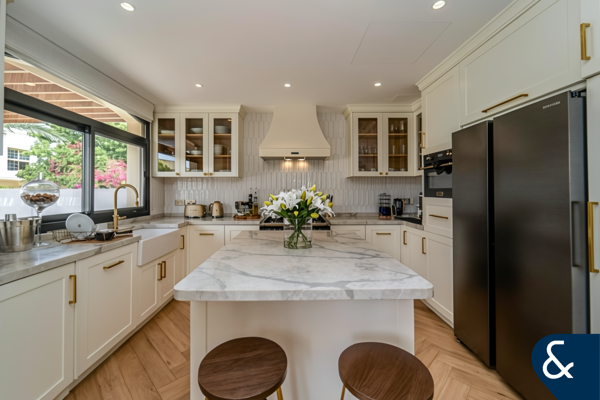 Luxury 3M Villa | Fully Upgraded | Furnished
