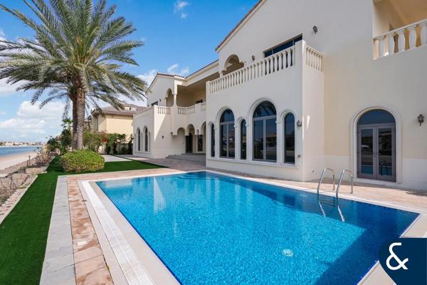 Beach Villa | Skyline Views | Best Value