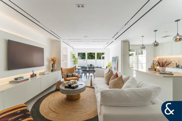 Large Plot | Fully Renovated | 4 Bed + Maids