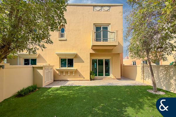Exclusive | Vacant | 4 Bedroom | Rare TH1