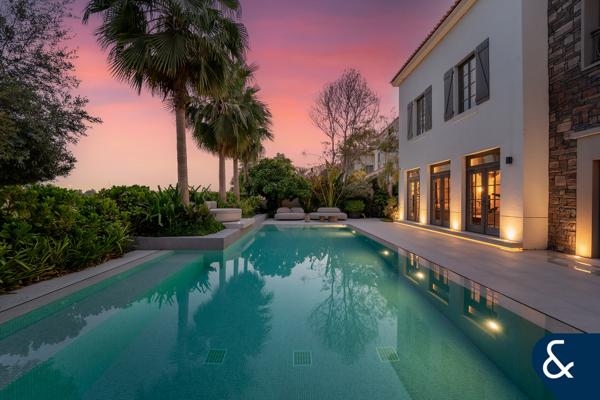 Renovated Turnberry Villa With Full GC Views