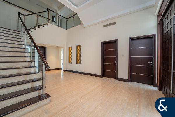 Immaculate Condition | Vacant | Lake Views