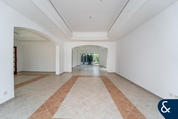 Negotiable | Great Corner Plot | Vacant
