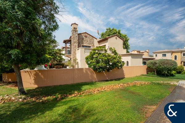 Exclusive - Large Corner Plot with Private Driveway