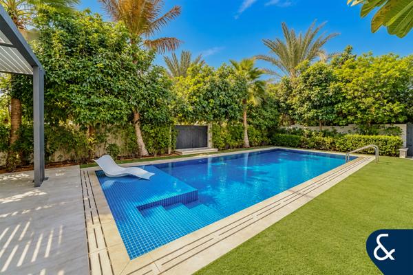 Dream Garden | Fully Upgraded | C1 Villa