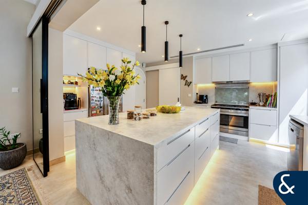 Dream Garden | Fully Upgraded | C1 Villa