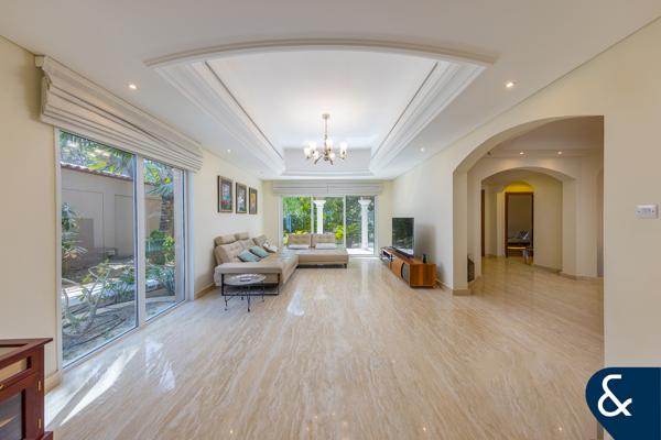 Five Beds | Cul de Sac | Quiet Location