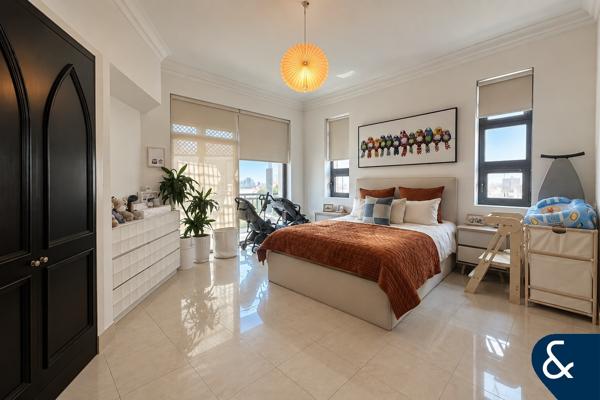 2 Bed Plus Study | Prime Location | Pool View