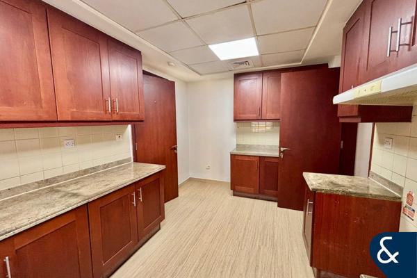 Vacant Now | View Today | Pool + Park | 4 Bed