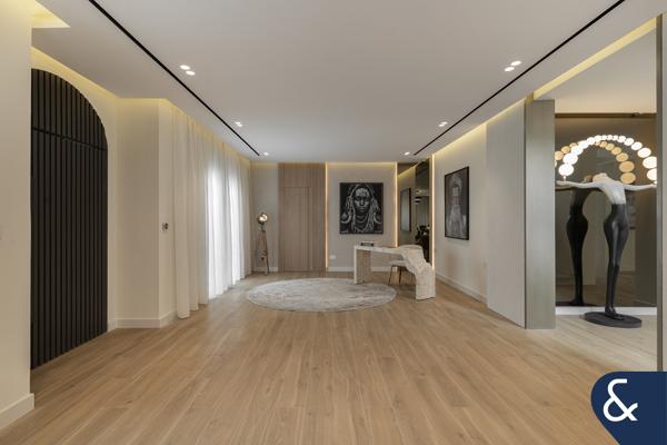 Heavily Extended | High End Turnkey Villa