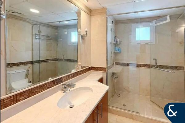 Upgraded | 6 Bed | Type 9 | Available in June