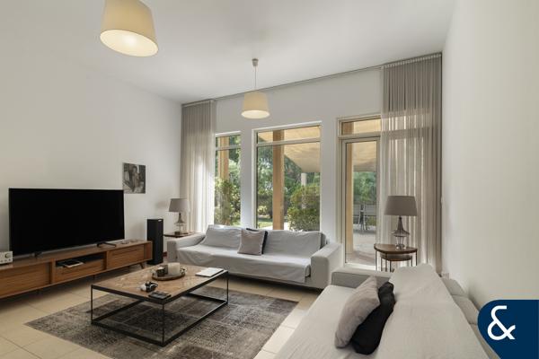 Perfect Location | Exclusive | Private