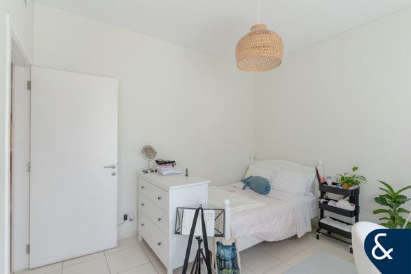 H Type | Close To Pool & Park | Vacant