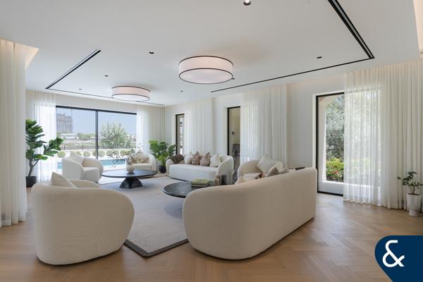 Amazing Golf View | Fully Upgraded | Huge Plot