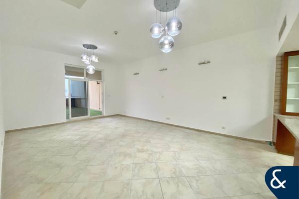 Garden Views | 3 Bedroom | Available March