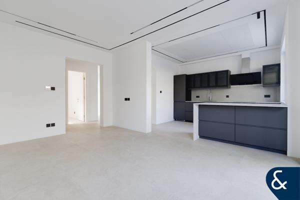 FULLY UPGRADED | BRAND NEW | BACK TO BACK 4M