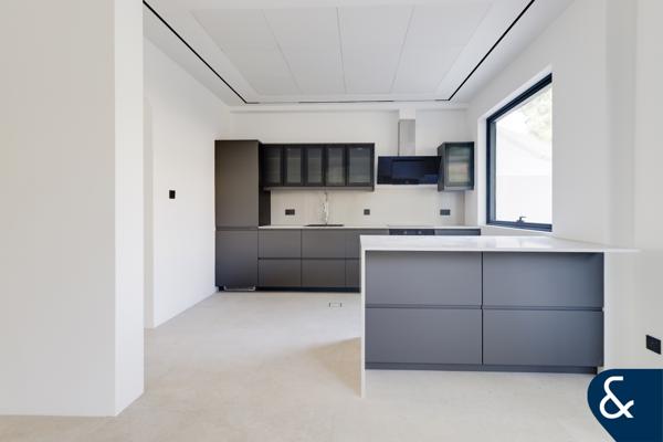 FULLY UPGRADED | BRAND NEW | BACK TO BACK 4M