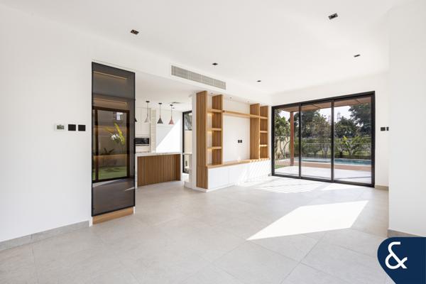 One of One | 4 bed Brand New | Full Lake View