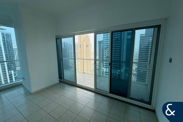 1 Bedroom | High Floor | Lake Views