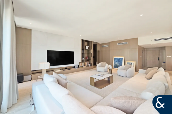 Penthouse | Burj Khalifa View | Available Now