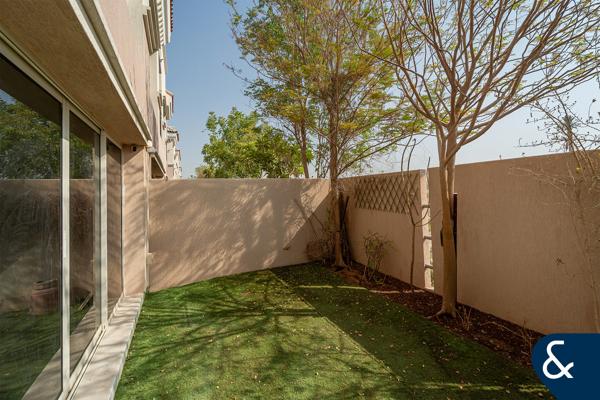 Vacant | Well Maintained | Landscaped