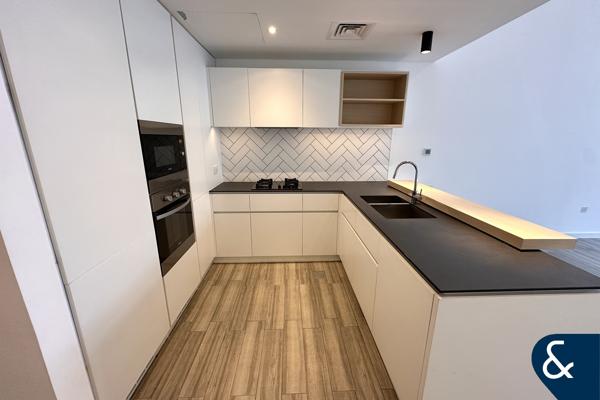 Vacant Now | Ellington 1 Bed | Large layout