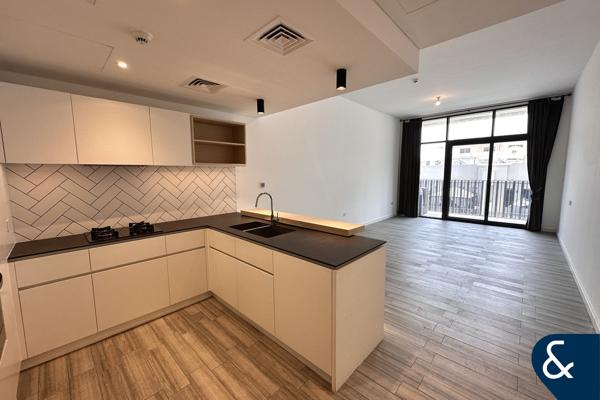 Vacant Now | Ellington 1 Bed | Large layout