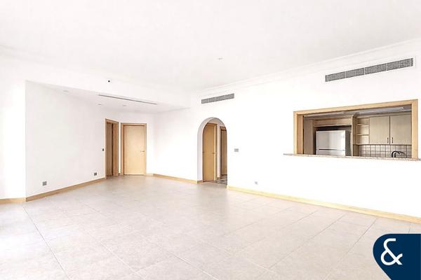 Vacant | Unfurnished | Beach Access