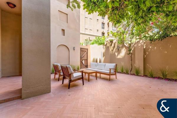 Garden | Vacant Now | Fully Upgraded
