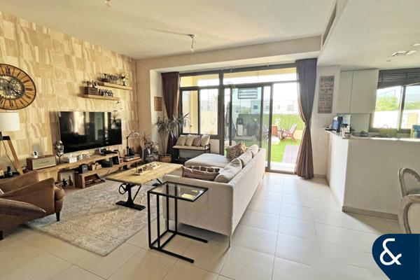 Single Row|Back's Pool & Park |Available Now