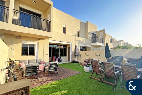 Single Row|Back's Pool & Park |Available Now