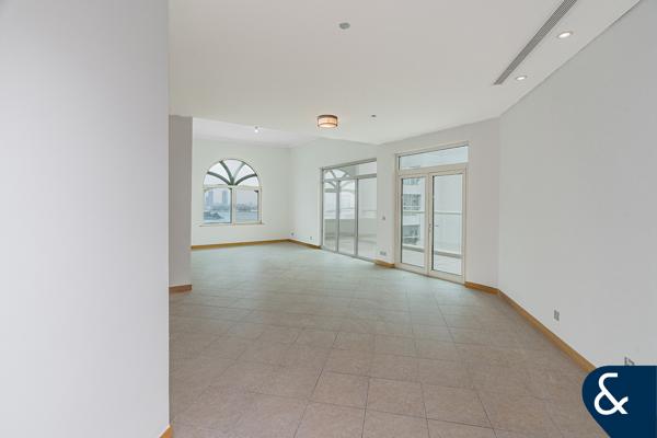 3+ Maids | High Floor | Stunning Sea Views